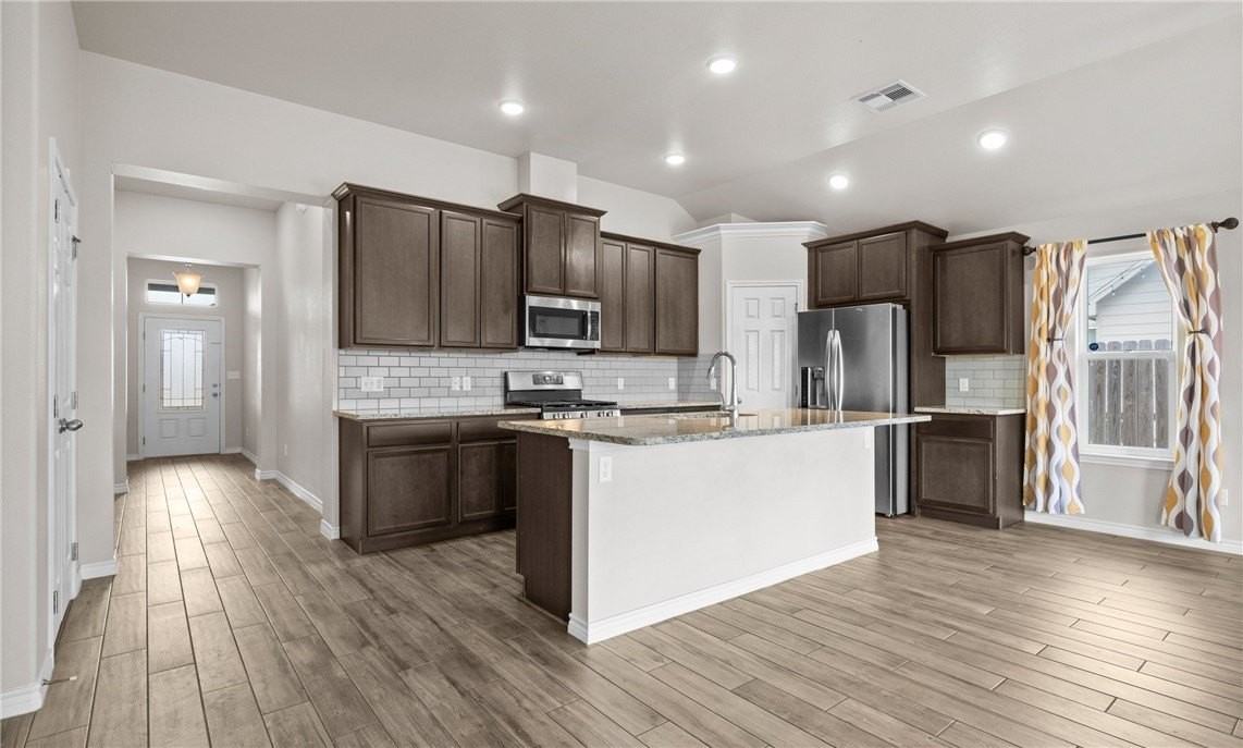 7702 Stampede Dr - Photo 2 of 15