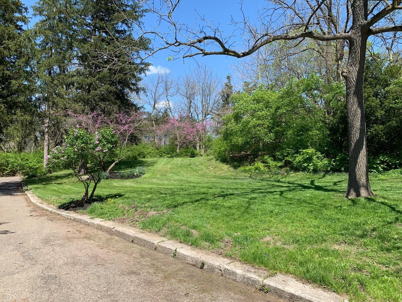 7049 Riverside Dr - Photo 6 of 15