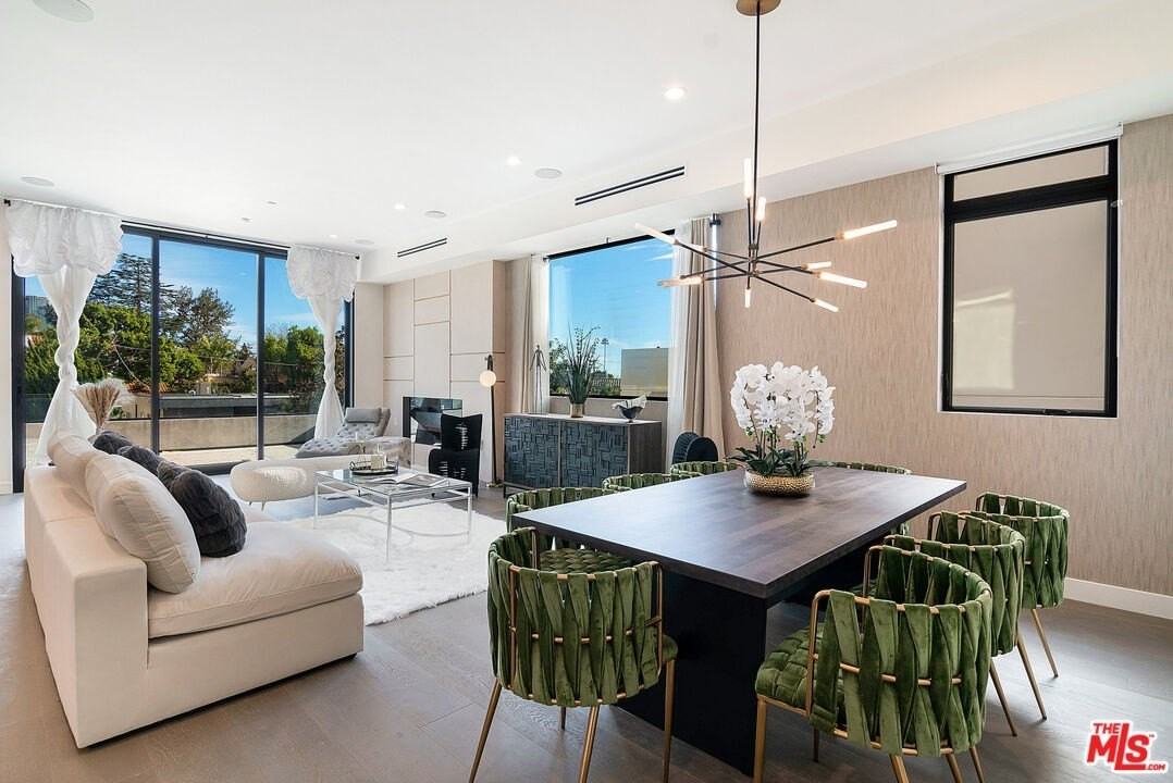 10563 Ashton Ave Apt 2 #2 - Photo 3 of 24