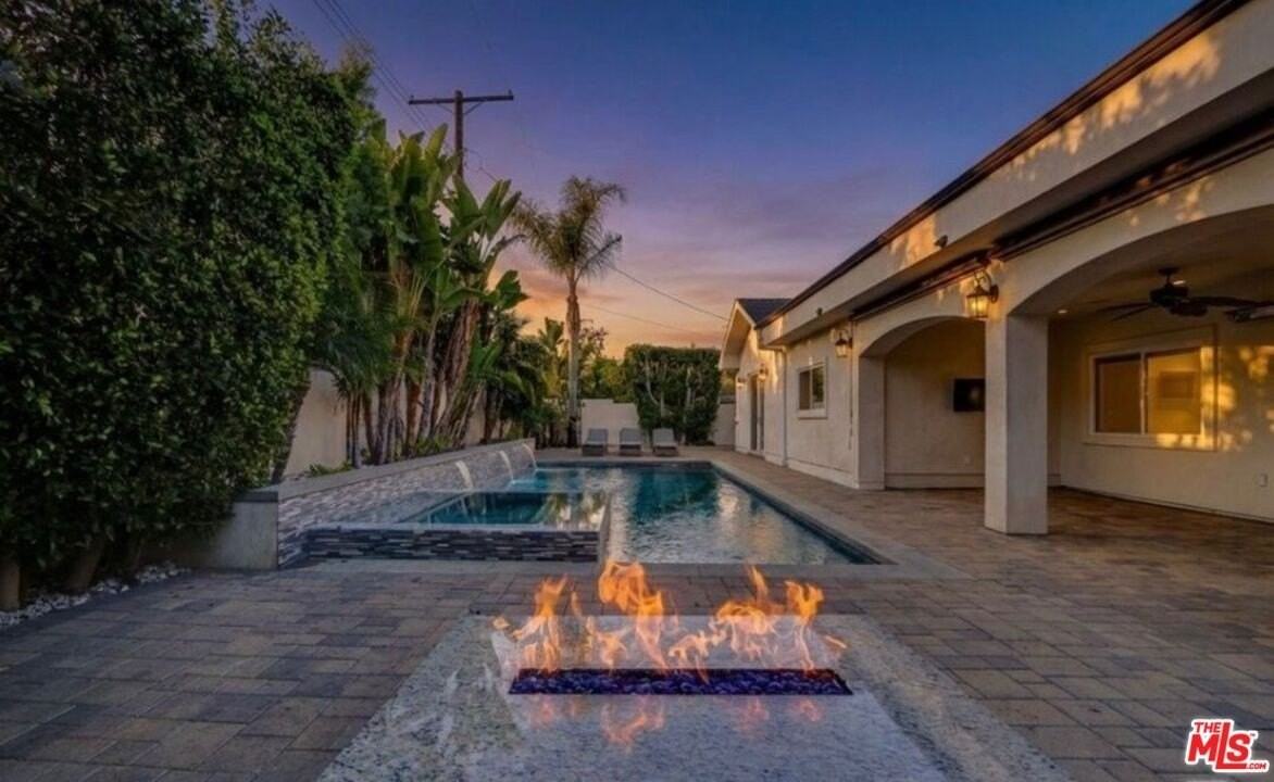 6243 Berquist Ave - Photo 5 of 16