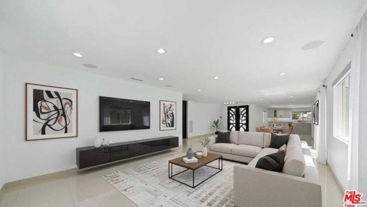 6243 Berquist Ave - Photo 7 of 16