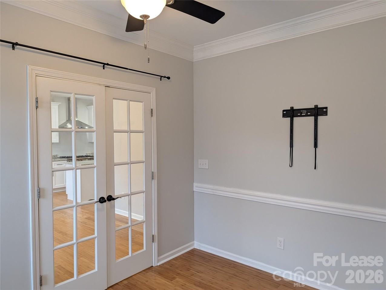 1013 Muirfield Dr - Photo 6 of 28