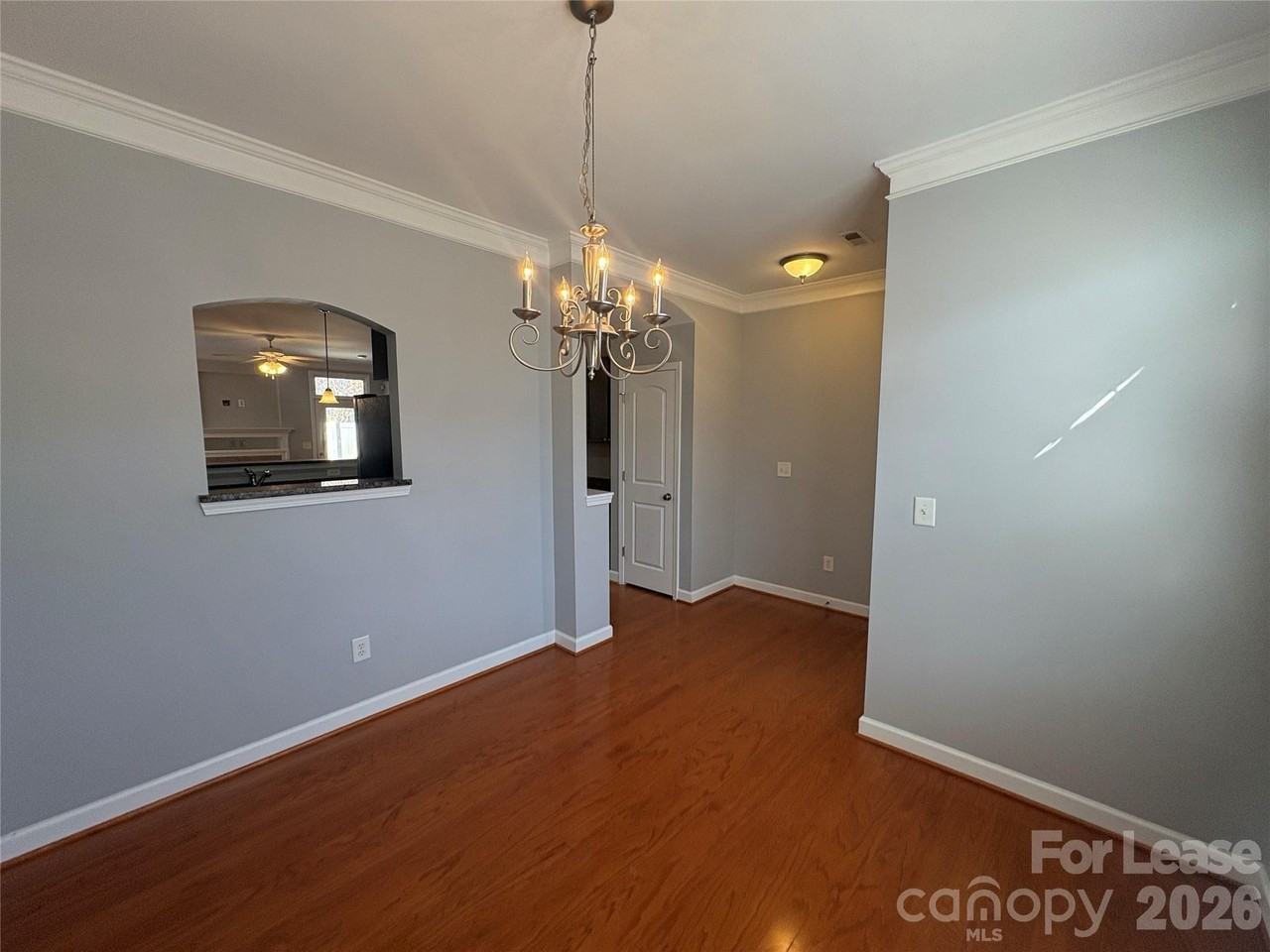 2912 White Willow Rd - Photo 6 of 43