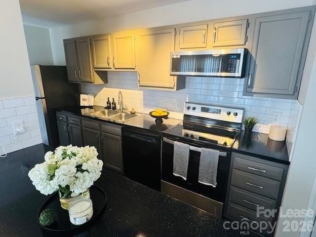 6137 Meadow Rose Ln - Photo 3 of 12