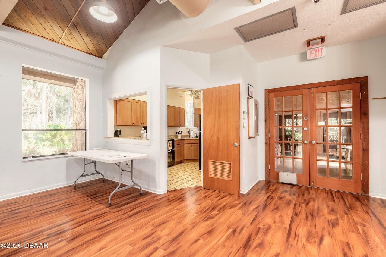 24 Pinehurst Pl - Photo 7 of 47