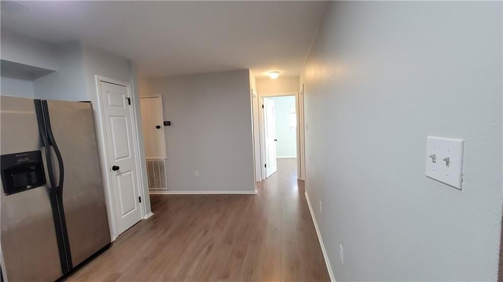 400 Drury Ln - Photo 7 of 16