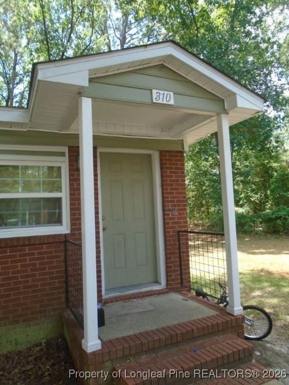 310 Old Shaw Rd - Photo 2 of 13