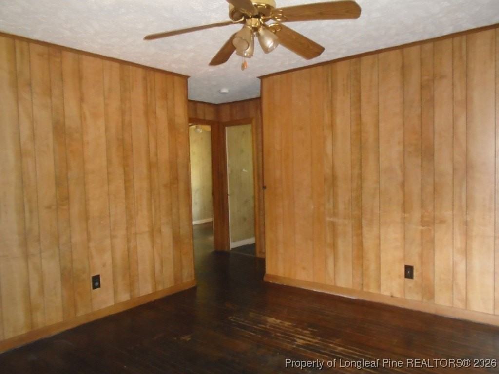 310 Old Shaw Rd - Photo 3 of 13