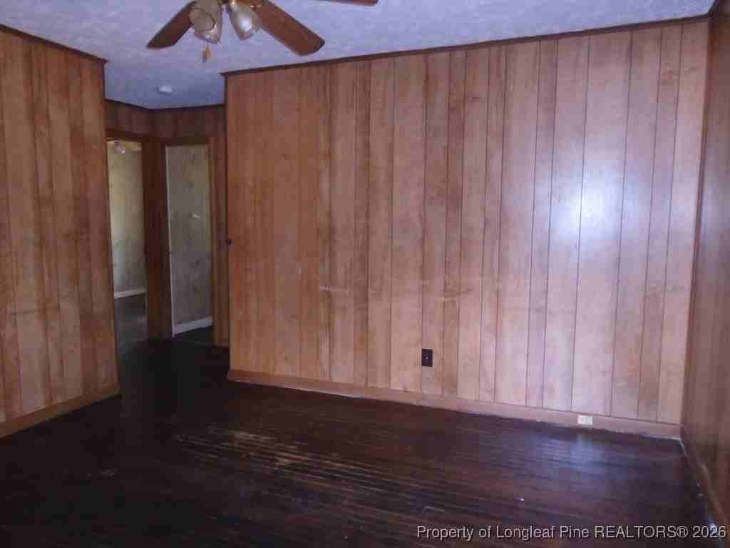 310 Old Shaw Rd - Photo 5 of 13