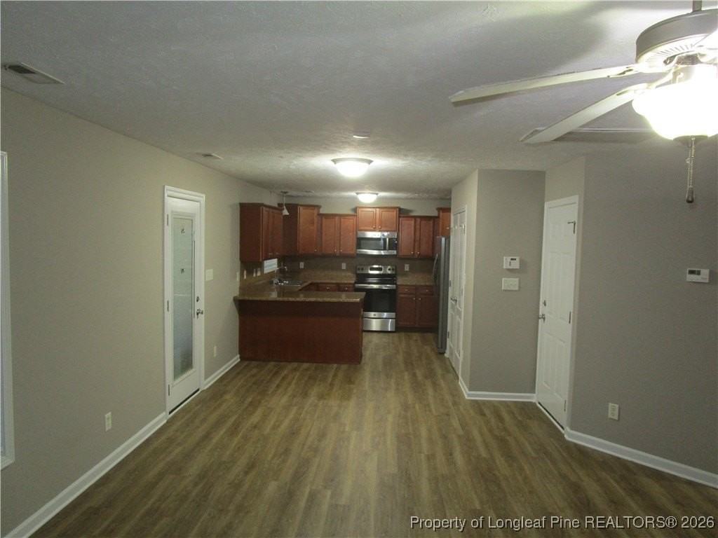 1442 Vandenberg Dr - Photo 6 of 23