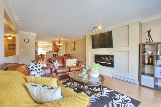 7222 Pandora Street - Photo 6 of 29