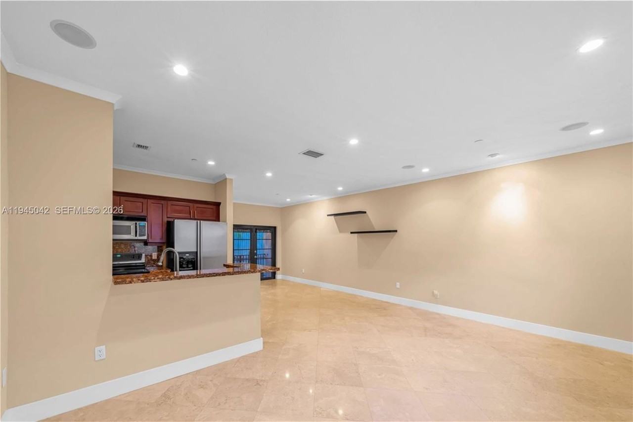 2829 Coconut Ave - Photo 7 of 8