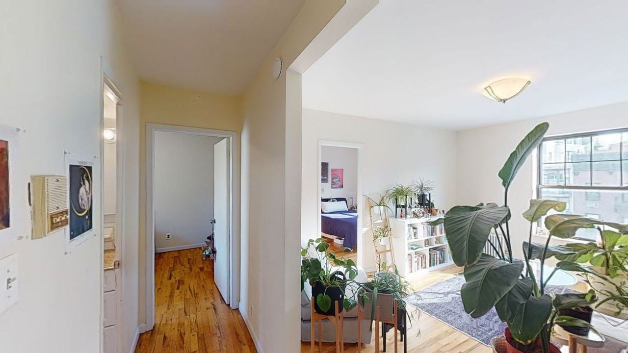 W 19th St #22A - Photo 4 of 6