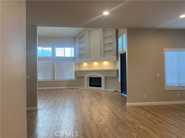 24721 Las Alturas Ct - Photo 5 of 8