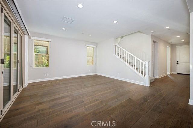 2017 Picasso - Photo 5 of 8