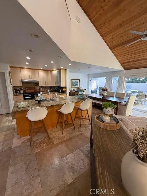 377 Magnolia Dr - Photo 5 of 8