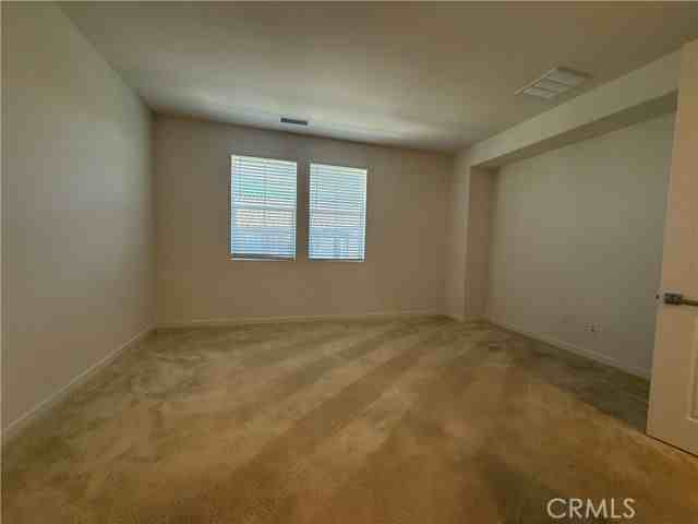 28618 Jardineras Dr - Photo 2 of 8