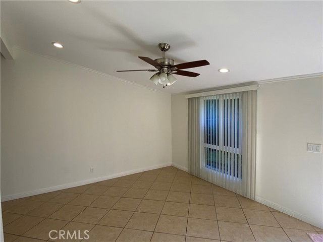 19137 Pleasantdale St - Photo 3 of 8