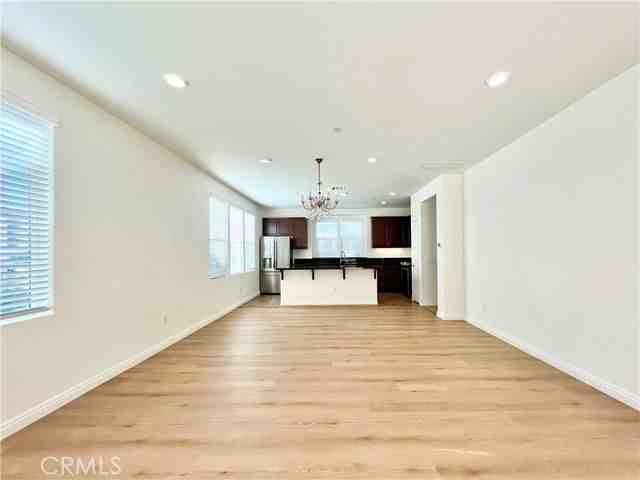 24339 Verdugo Cir - Photo 7 of 8