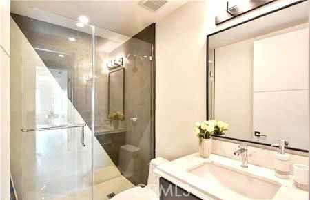 189 S Allen Ave #1 - Photo 3 of 8