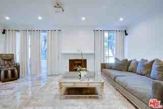 1909 Pelham Ave #102 - Photo 2 of 8