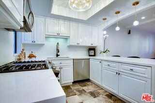 1909 Pelham Ave #102 - Photo 4 of 8