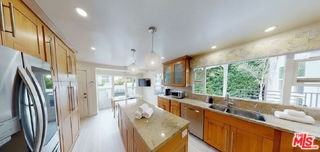 10331 La Grange Ave - Photo 7 of 8