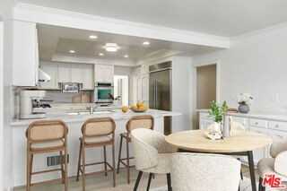 606 N Camden Dr - Photo 6 of 8