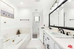 1108 18th St #5 - Photo 1 of 1