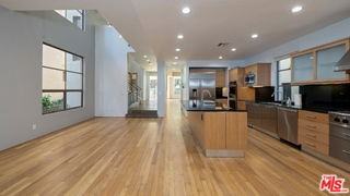 143 Union Jack Mall - Photo 2 of 8