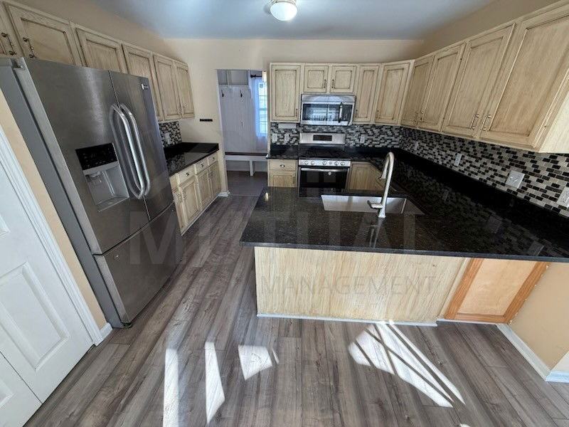 1148 Somerville Dr - Photo 5 of 8