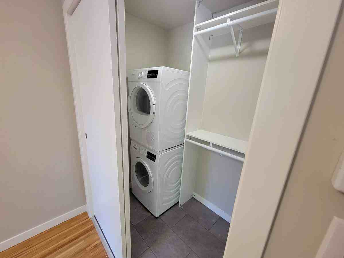 1617 Graveley Street #307 - Photo 5 of 14