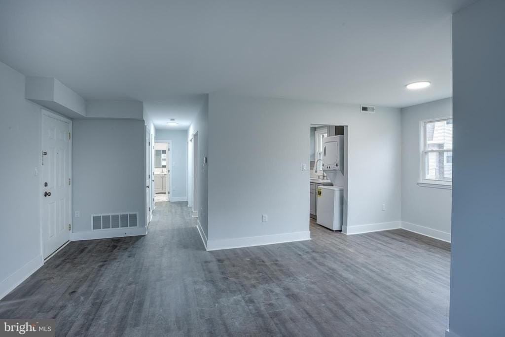 20 20--3 FLORENCE TOLLGATE - Photo 5 of 13