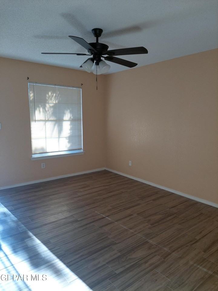 10413 Valle Suave Dr - Photo 4 of 21