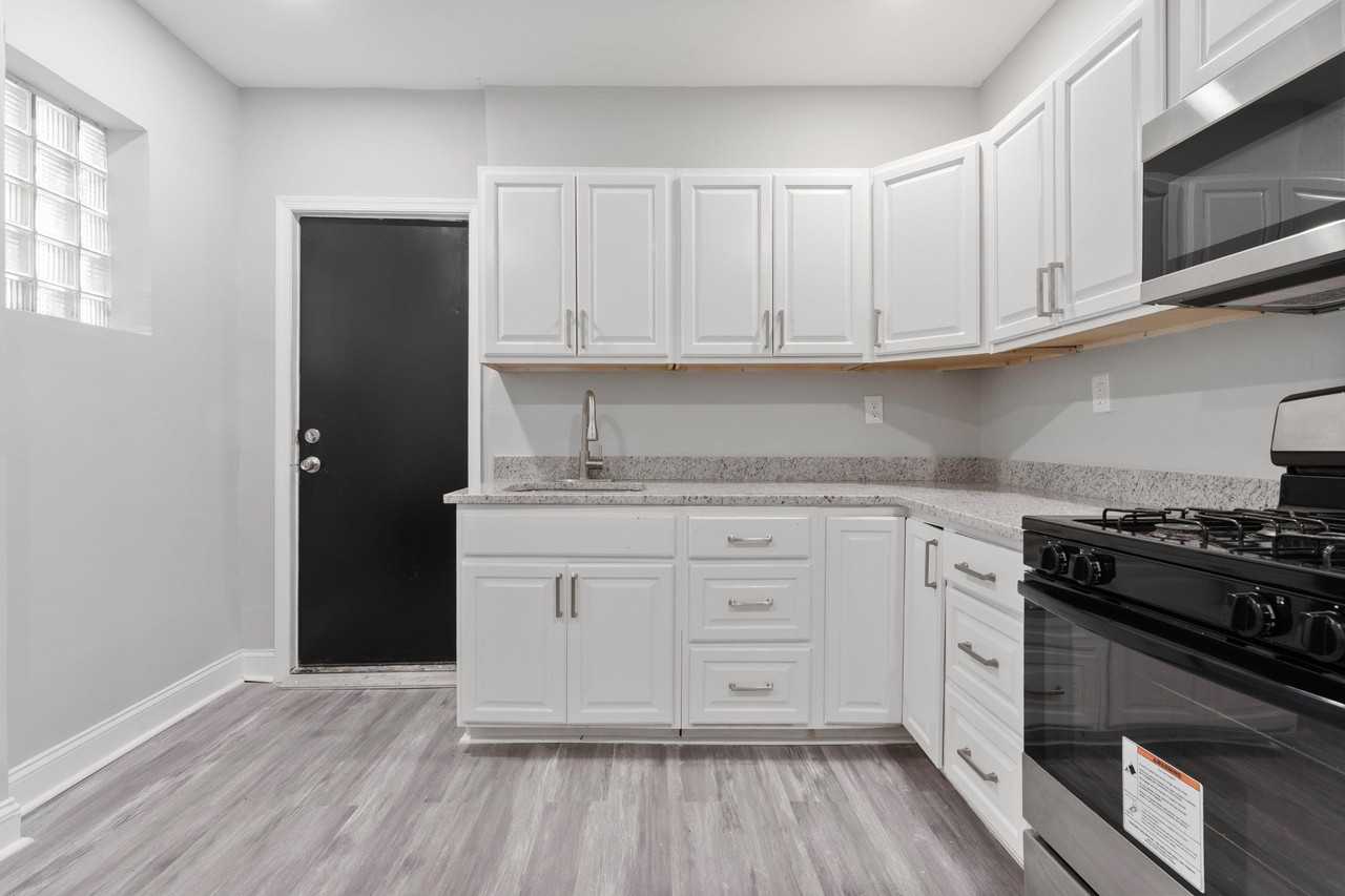 Harlem Ave - Photo 5 of 12