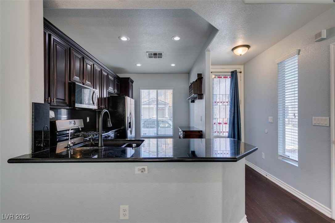 8233 Shaded Arbors St