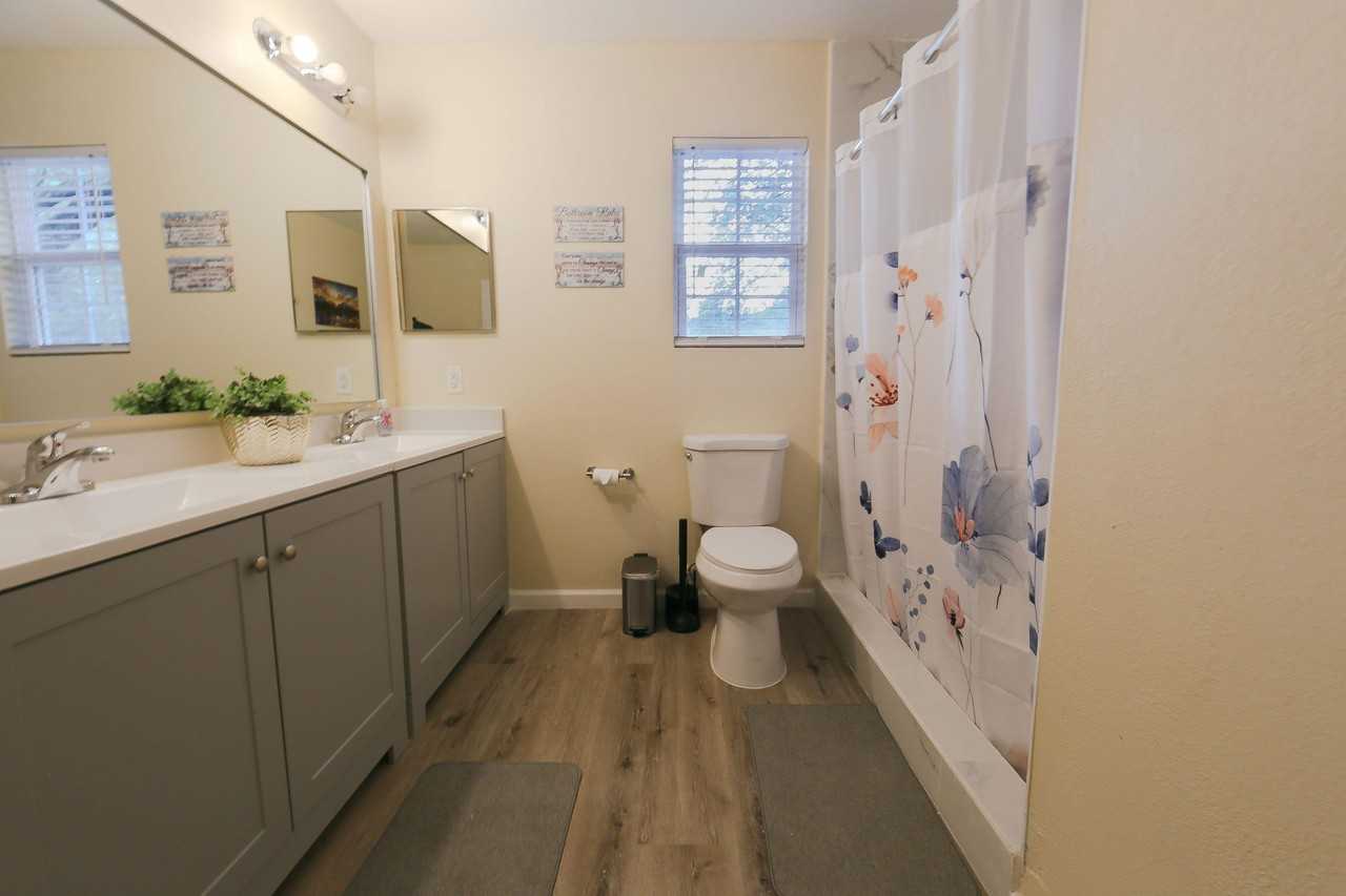 Foxmar Ln - Photo 2 of 16