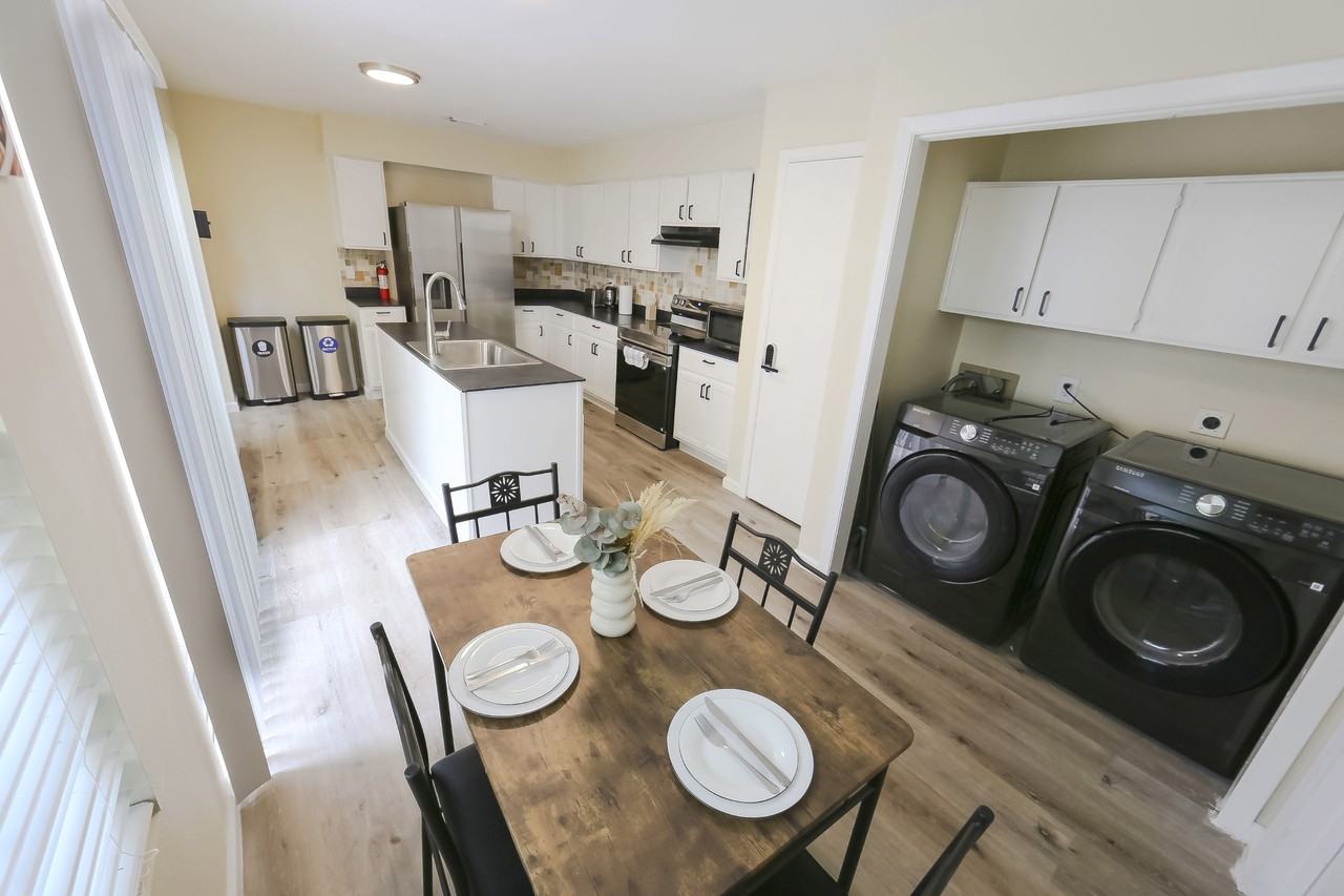 Foxmar Ln - Photo 7 of 16