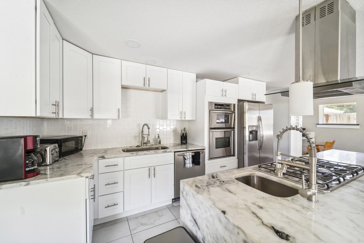 W 63rd Ave - Photo 5 of 11