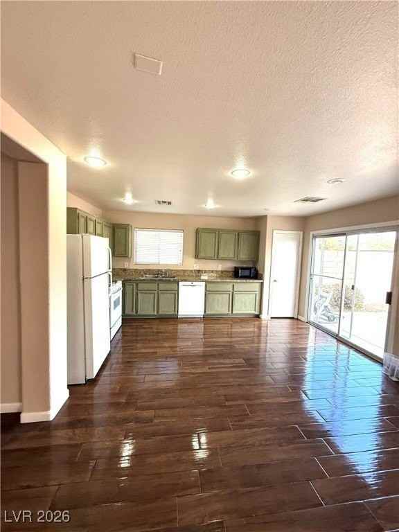 804 Sistine St - Photo 6 of 29