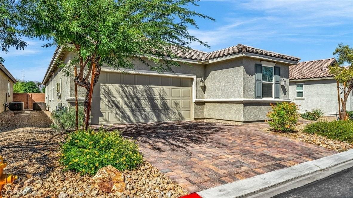 5827 Casa Branca St - Photo 3 of 43