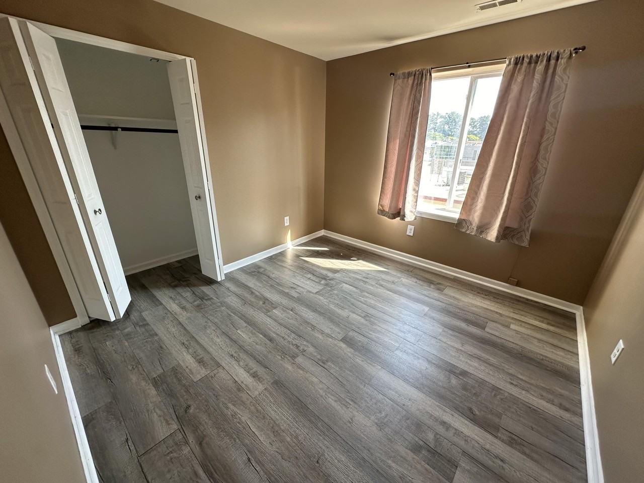 2579 Union Lake Rd Unit 1 #1 - Photo 4 of 11