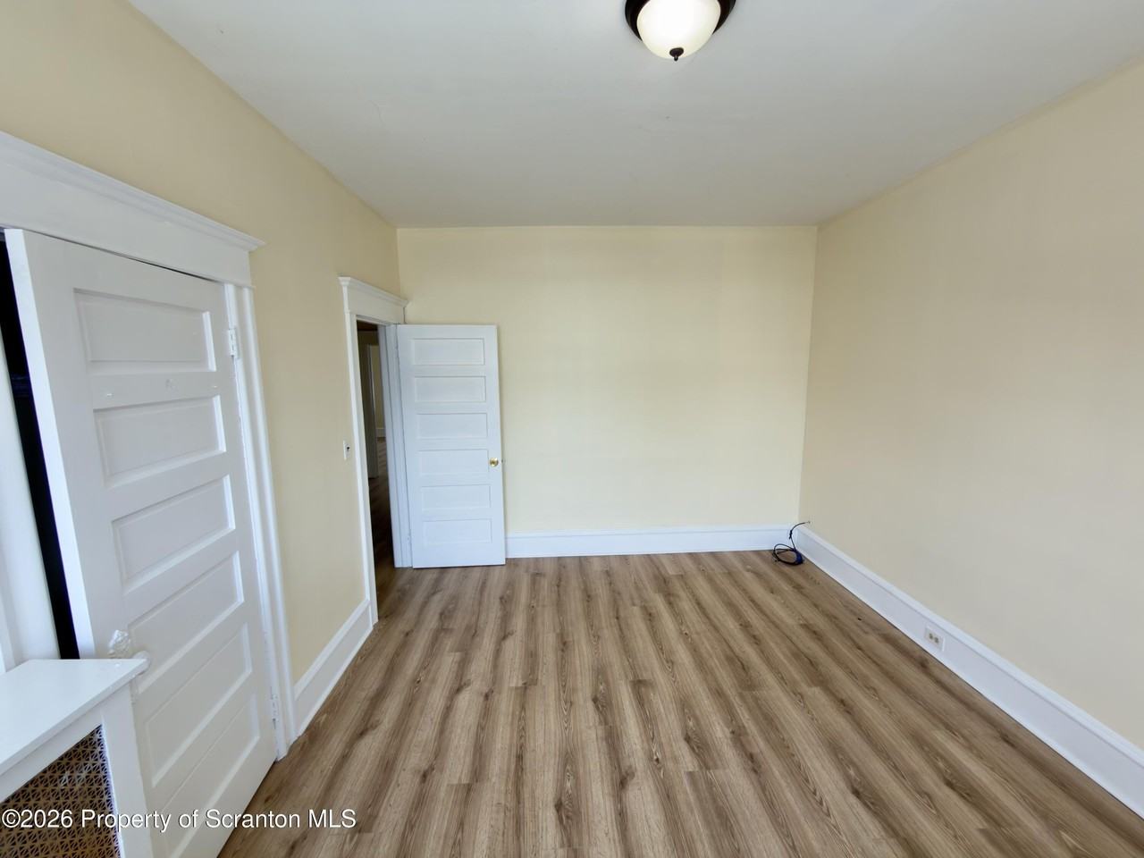 221 Pittston Ave Apt 1 #1 - Photo 4 of 8