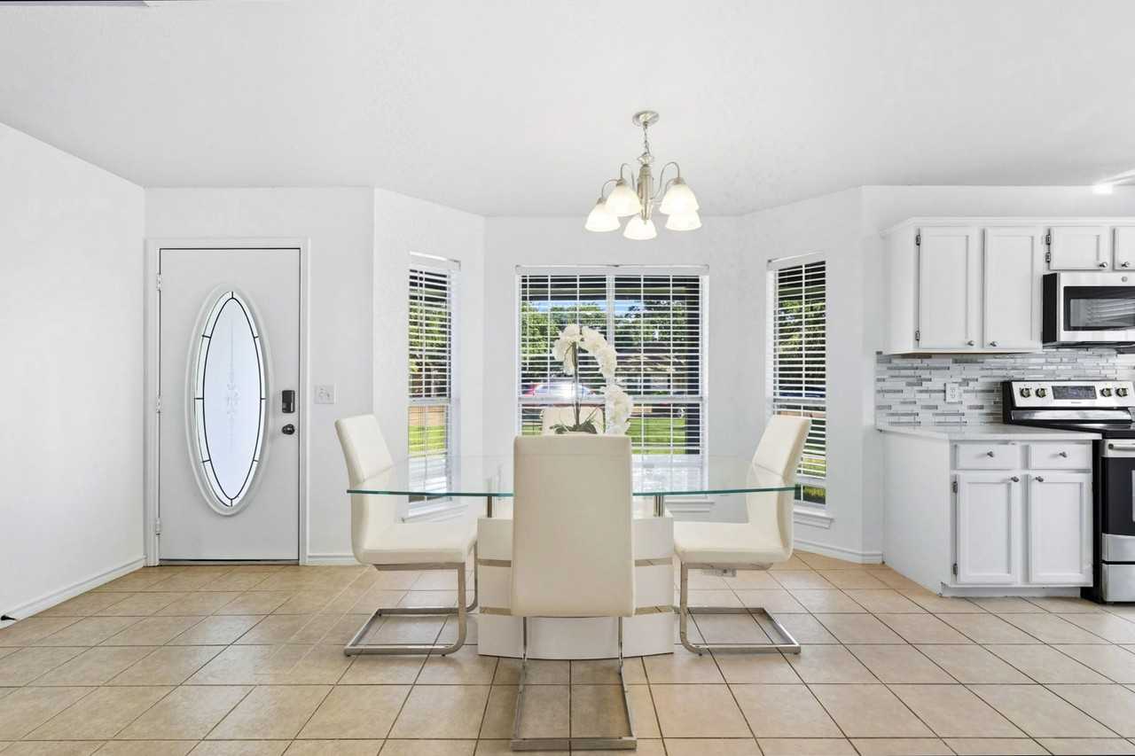 River Hill Dr - Photo 2 of 8