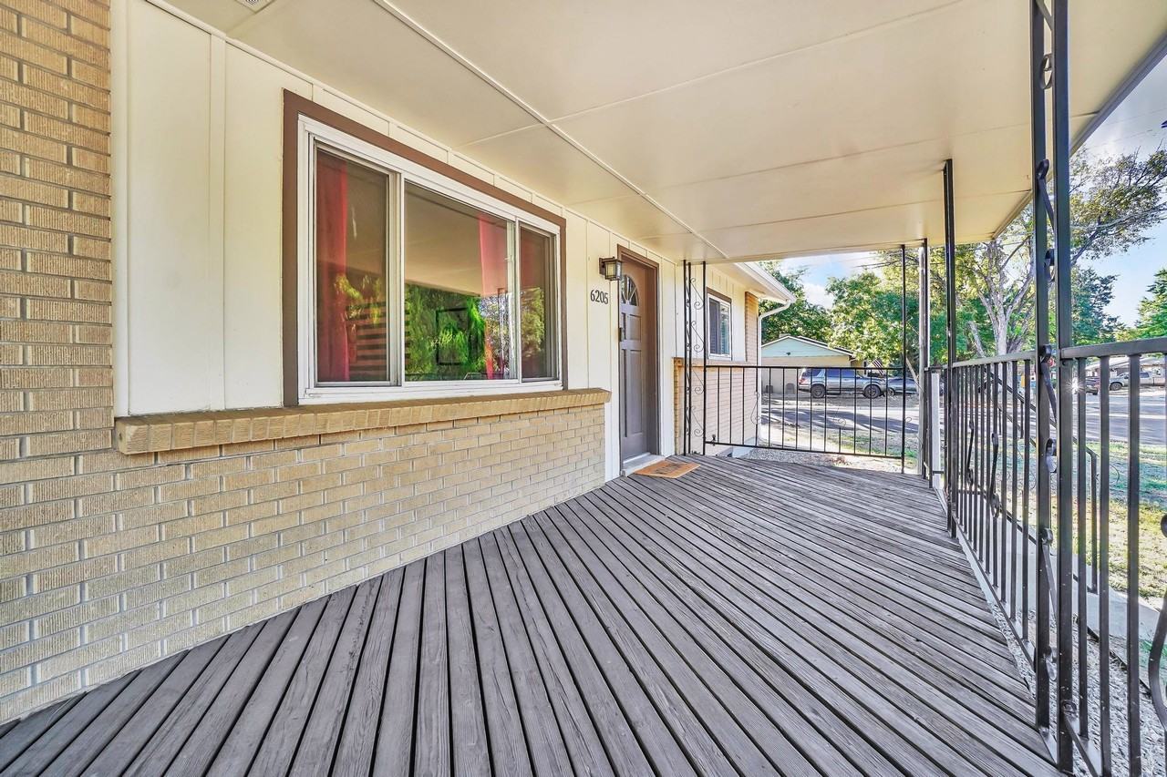 Janice Way - Photo 3 of 14