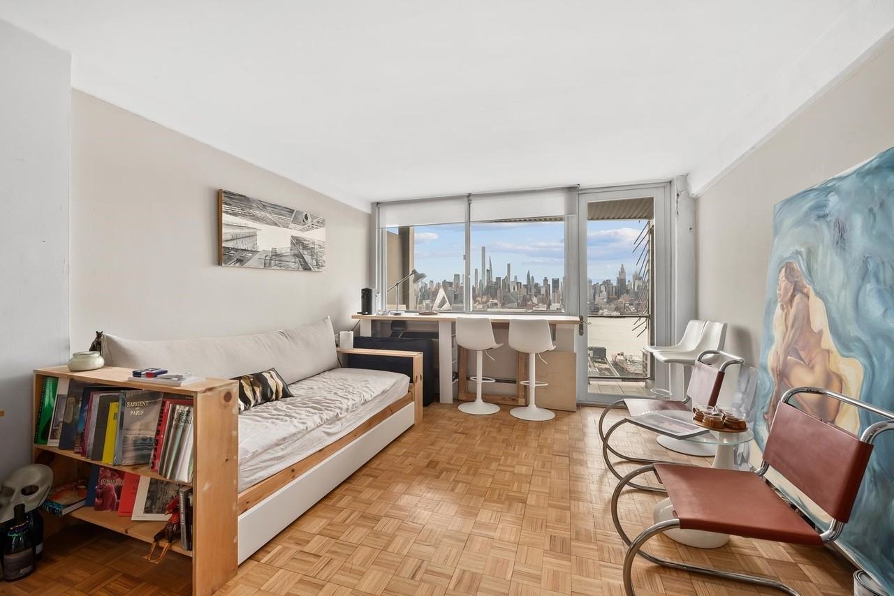 899 Boulevard E #6O - Photo 3 of 19