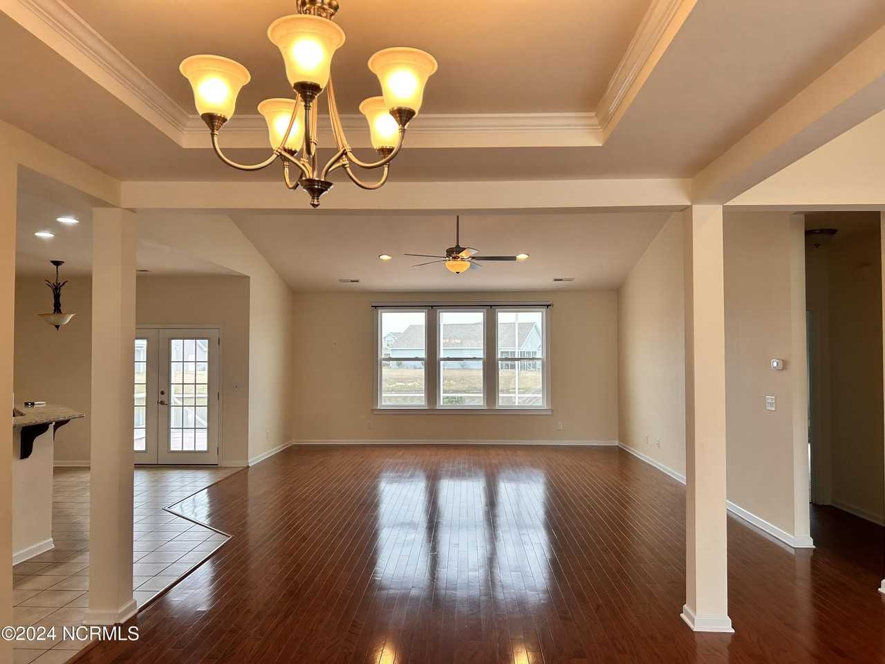 642 W Chatman Dr Nw - Photo 6 of 50