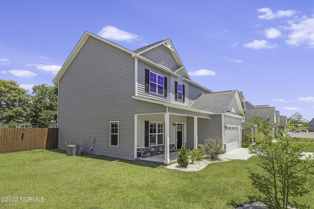 401 Gavins Run - Photo 3 of 25