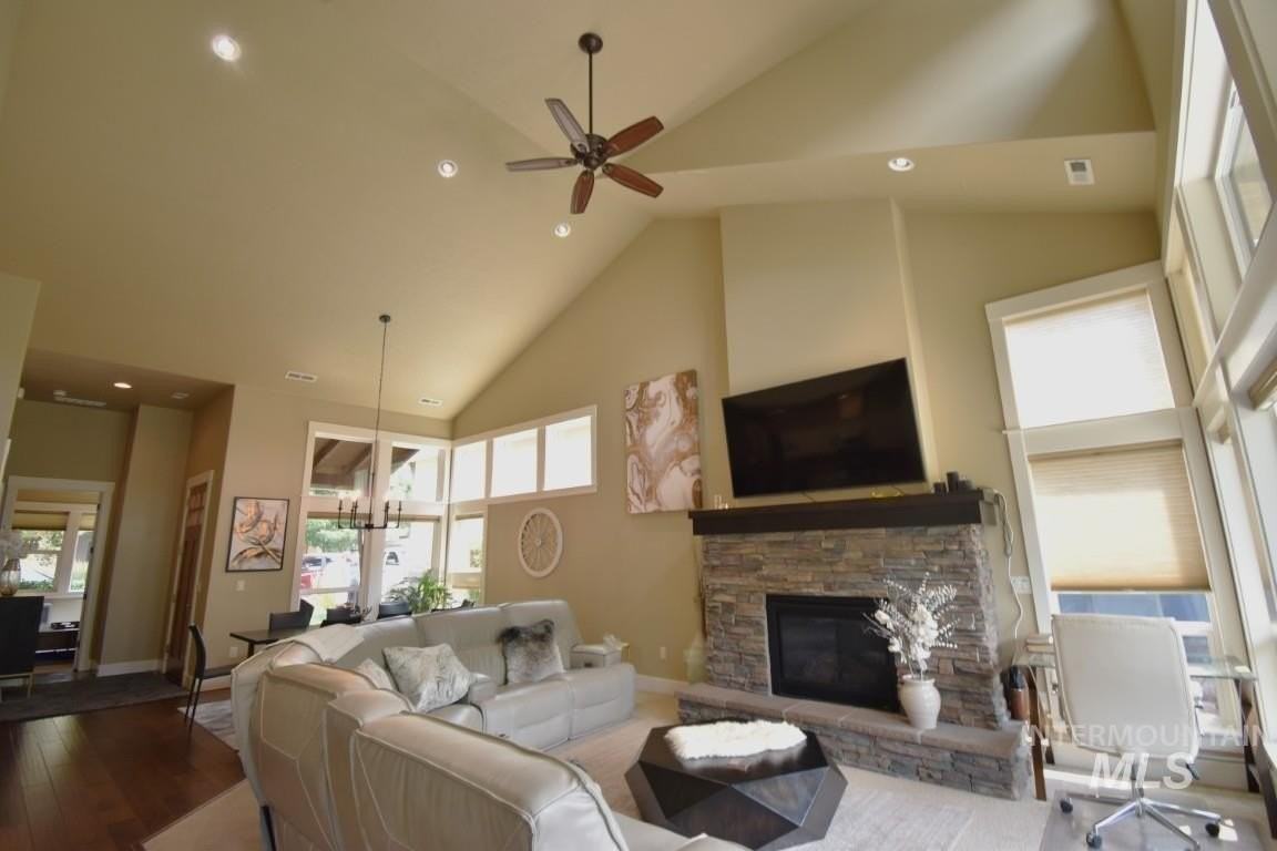 1193 E Lone Shore Dr - Photo 7 of 28