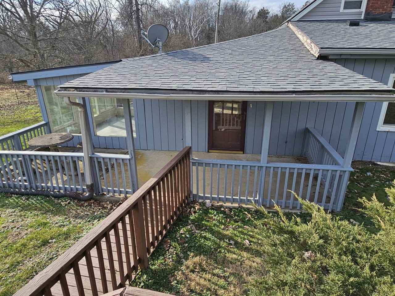 3745 Frankfort Ford Rd - Photo 3 of 22